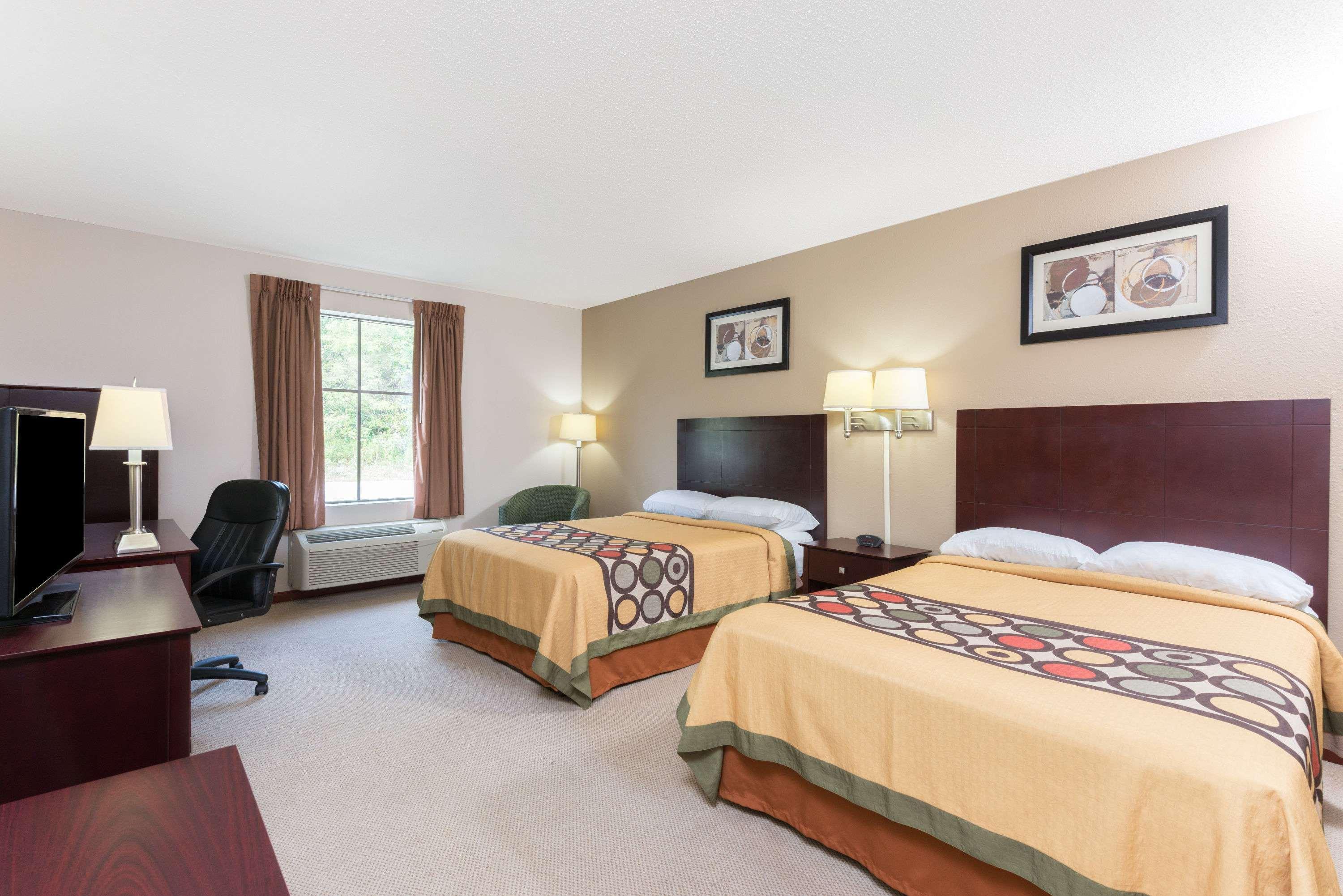 Super 8 By Wyndham Beaver Falls Exteriör bild